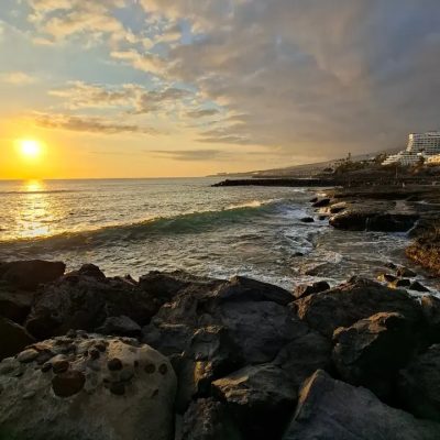 Playa De Las Americas, Tenerife, Islas Canaries в июле — фото погоды (2026-07-13)