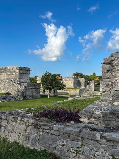 Tulum, Zona Arqueológica & Playa, Rivera Maya в декабре — фото погоды (2025-12-26)