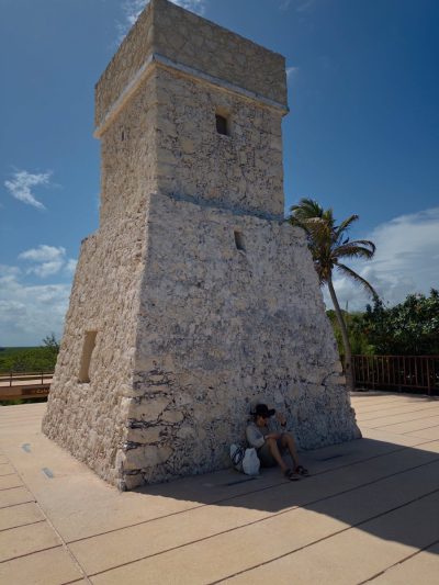 Tulum, Zona Arqueológica & Playa, Rivera Maya в мае — фото погоды (2026-05-27)