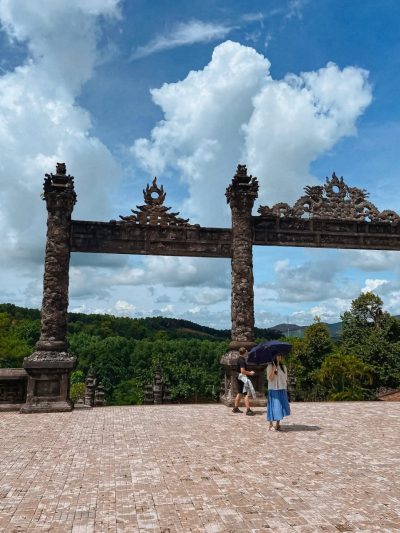 Lăng Khải Định в сентябре — фото погоды (2025-09-06)