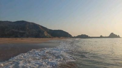 Sandy Beach - Al Fujairah - United Arab Emirates в июне — фото погоды (2026-06-13)