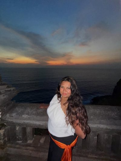 Uluwatu Temple (Water Temple) Bali, Indonesia в апреле — фото погоды (2026-04-08)