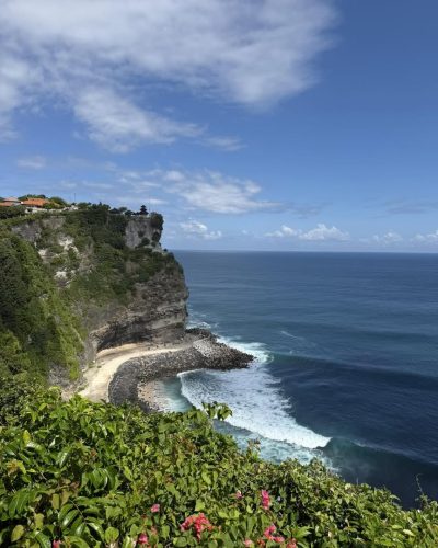 Uluwatu Temple (Water Temple) Bali, Indonesia в мае — фото погоды (2026-05-24)