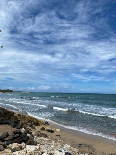 Pantai Kuta в феврале — фото погоды (2026-02-15)