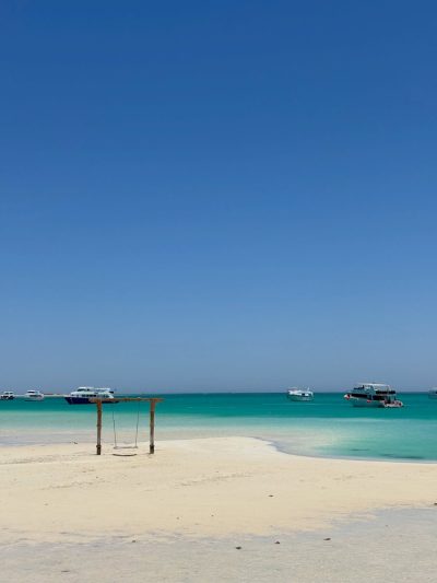Orange Bay, Caribbean Island - جزيرة اورانج باي в июле — фото погоды (2026-07-06)