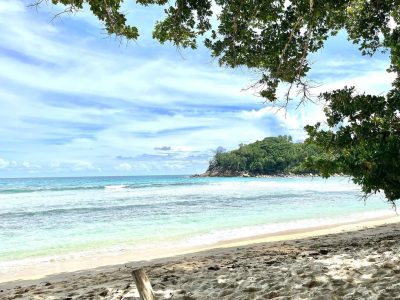 Barbaron Beach в мае — фото погоды (2023-05-02)