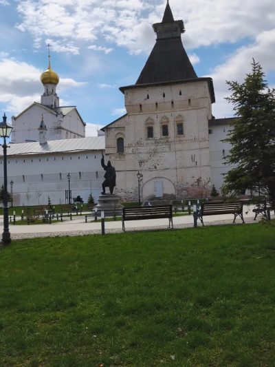 Кремль Ростов Великий в мае — фото погоды (2026-05-03)
