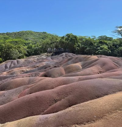 Chamarel, Terre des 7 couleurs в мае — фото погоды (2026-05-16)