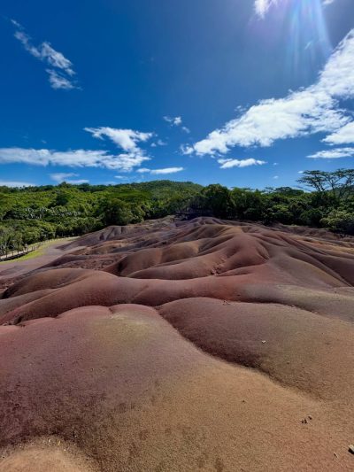 Chamarel, Terre des 7 couleurs в мае — фото погоды (2026-05-29)
