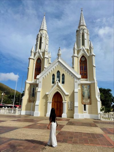 Basilica Virgen del Valle в феврале — фото погоды (2026-02-20)