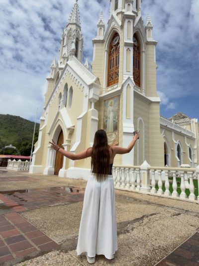Basilica Virgen del Valle в июле — фото погоды (2026-07-03)