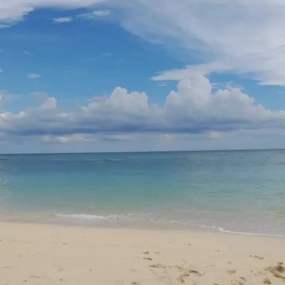 Playa Guardalavaca в сентябре — фото погоды (2025-09-30)