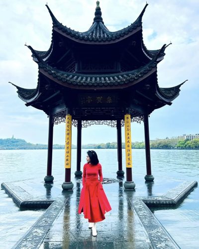 Hangzhou West Lake Scenic Area в июле — фото погоды (2026-07-02)