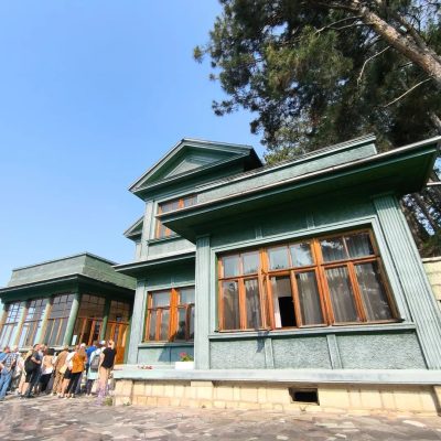 Абхазия, Дача И.в. Сталина; в июне — фото погоды (2025-06-07)