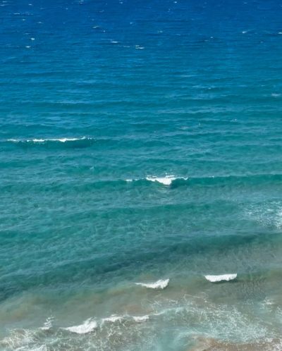 Corfu Agios Gordios Beach в сентябре — фото погоды (2025-09-21)