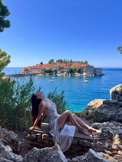 Sveti Stefan, Crna Gora в сентябре — фото погоды (2025-09-30)