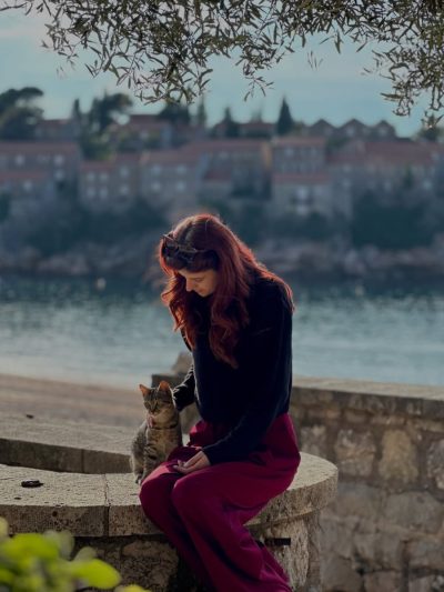 Sveti Stefan, Crna Gora в декабре — фото погоды (2025-12-09)