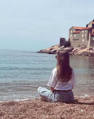 Sveti Stefan, Crna Gora в апреле — фото погоды (2026-04-12)