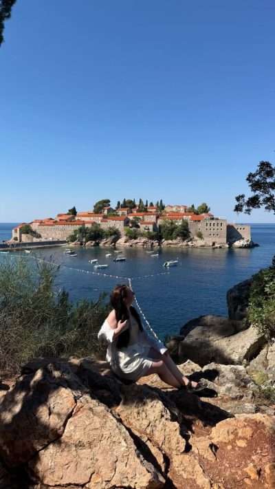 Sveti Stefan, Crna Gora в июне — фото погоды (2026-06-27)