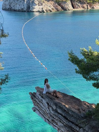 Sveti Stefan, Crna Gora в июле — фото погоды (2026-07-12)