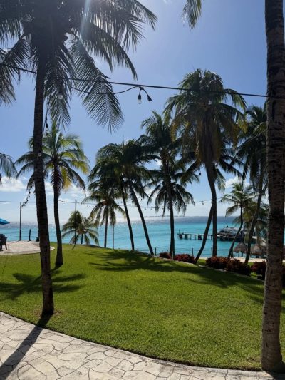 Garrafon Beach, Isla Mujeres, Mexico в декабре — фото погоды (2025-12-18)