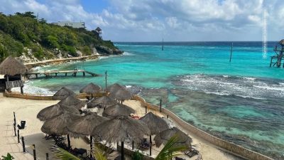Garrafon Beach, Isla Mujeres, Mexico в феврале — фото погоды (2026-02-23)