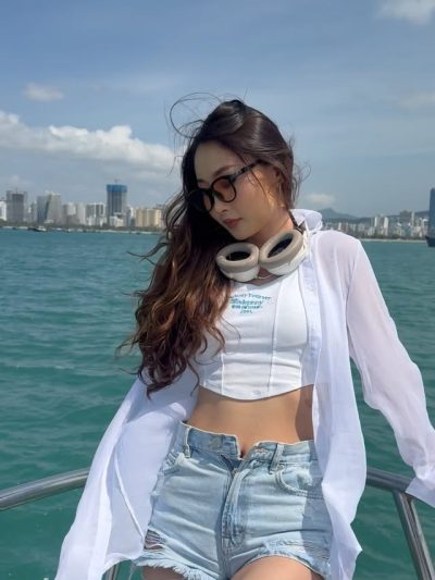 Sanya Beach - Hainan Island в феврале — фото погоды (2026-02-13)