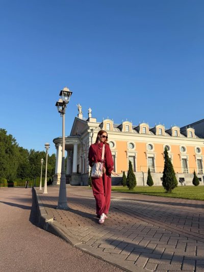 Palais Peterhof в июне — фото погоды (2026-06-12)