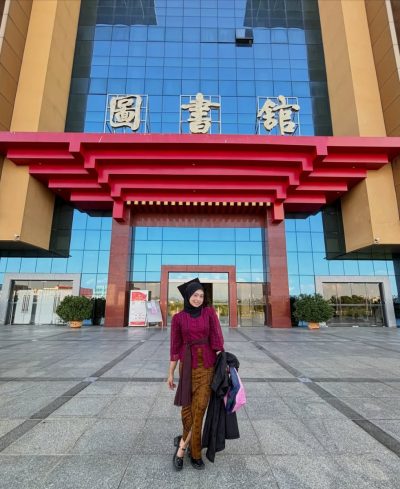 广西师范大学 • 国际教育交流中心 в июле — фото погоды (2026-07-11)