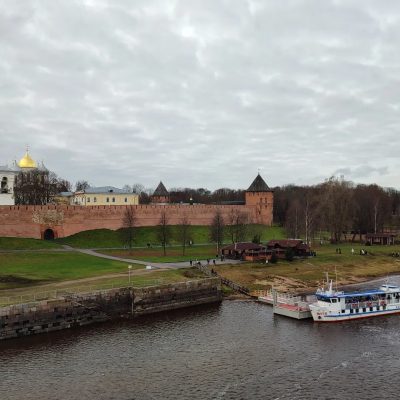 Новгородский Кремль / Novgorod Kremlin в декабре — фото погоды (2025-12-14)