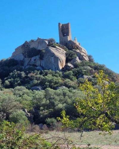 Tomba dei giganti di Su Mont'e s'Abe в октябре — фото погоды (2024-10-01)