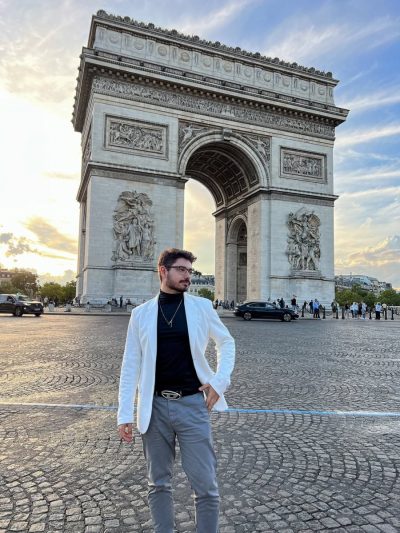 Arc de Triomphe, Paris в октябре — фото погоды (2025-10-27)