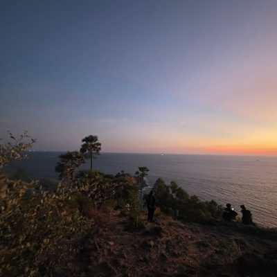 แหลมพรหมเทพ ; Prom Thep Cape, Phuket, Thailand в мае — фото погоды (2026-05-01)
