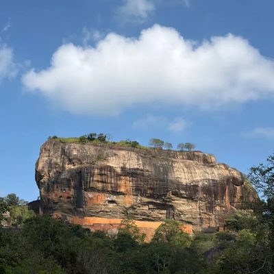 Sigiriya Rock, A Unesco World Heritage Site в мае — фото погоды (2026-05-06)