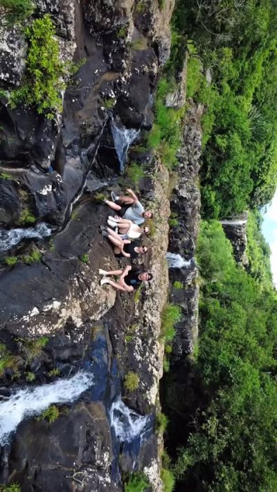 7 cascades / Tamarin Falls Canyoning в феврале — фото погоды (2026-02-15)