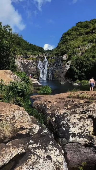 7 cascades / Tamarin Falls Canyoning в мае — фото погоды (2026-05-15)