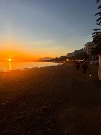 Torremolinos, Costa Del Sol, Andalusie, Spain — фото погоды в ноябре (2025-11-30)