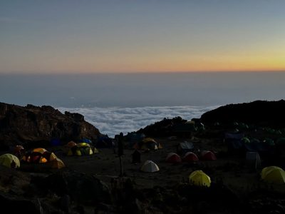 Barranco Camp Kilimanjaro в апреле — фото погоды (2026-04-16)