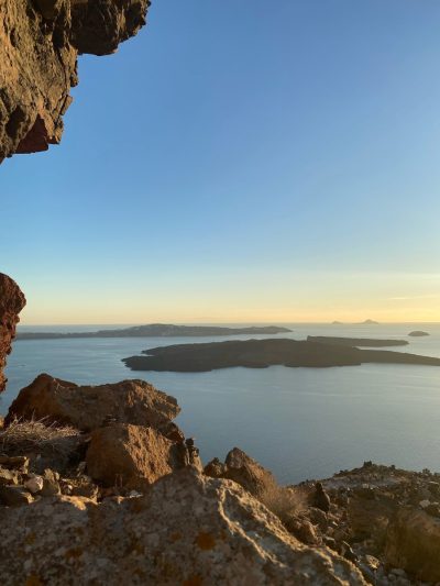 Skaros Rock в ноябре — фото погоды (2025-11-03)