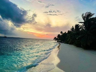 Vilamendhoo, South Ari Atoll, Maldives в октябре — фото погоды (2025-10-25)