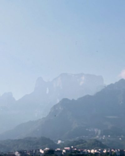 Zhangjiajie Hehua Airport (DYG) 张家界荷花机场 в июле — фото погоды (2025-07-26)