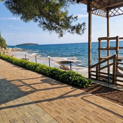 Zelena Laguna Beach, Porec в июле — фото погоды (2026-07-11)