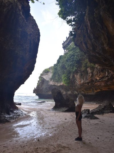 Suluban Beach, Bali в июле — фото погоды (2026-07-09)