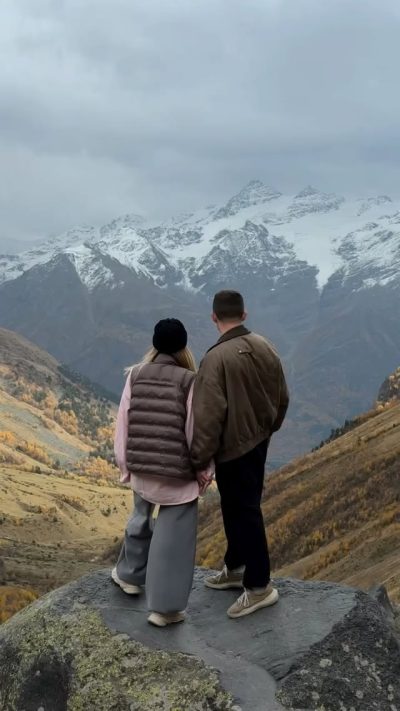 Elbrus Mountain в октябре — фото погоды (2025-10-15)