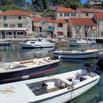 Maslinica,Otok Šolta в мае — фото погоды (2026-05-24)