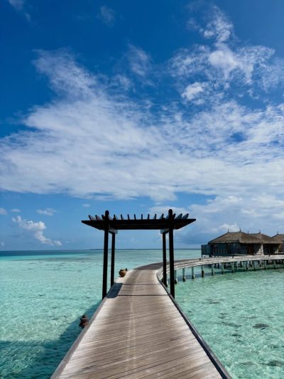 Constance Moofushi Resort Maldives — фото погоды в марте (2026-03-24)