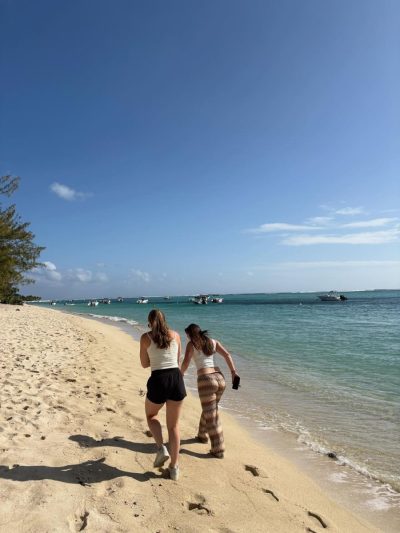 Le Morne BEACH в октябре — фото погоды (2025-10-23)