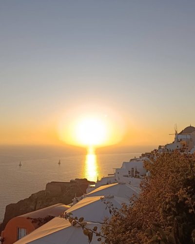 Sunset at Oia в июне — фото погоды (2026-06-01)