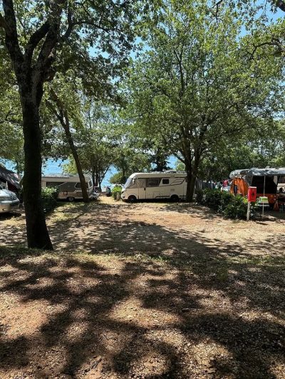 Zelena Laguna Camping — фото погоды в июне (2025-06-19)