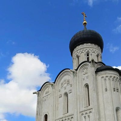 Церковь Покрова на Нерли в июле — фото погоды (2026-07-15)